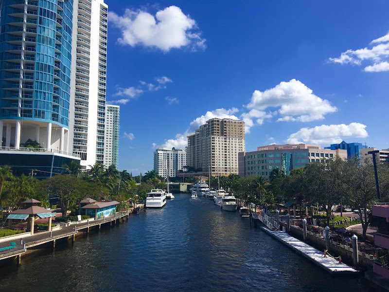 New River Downtown Docks - Marina in Fort Lauderdale