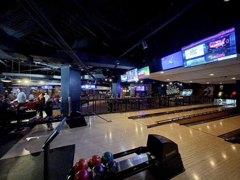 Splitsville Tiki + Social