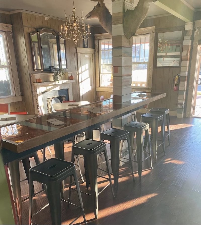 Lo Main - Bar in Chattanooga