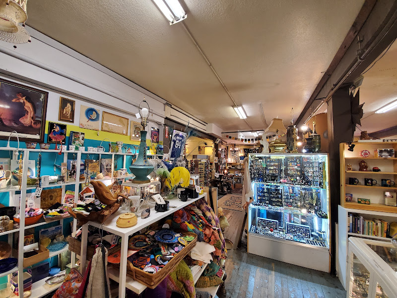Fremont Vintage Mall - Antique store in Seattle