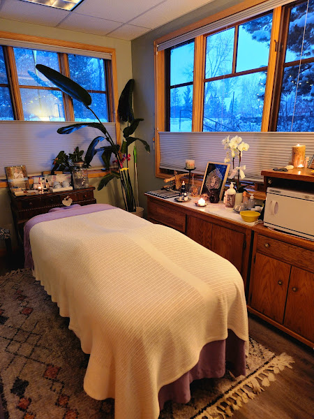 Steamboat Massage & Energy Work & Breath Master&RETREATS