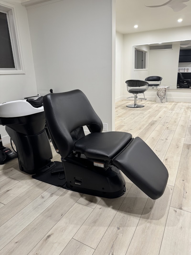 Studio Florencia - Head Spa and Trichology - Hair salon in Monte Verde St Suite 16