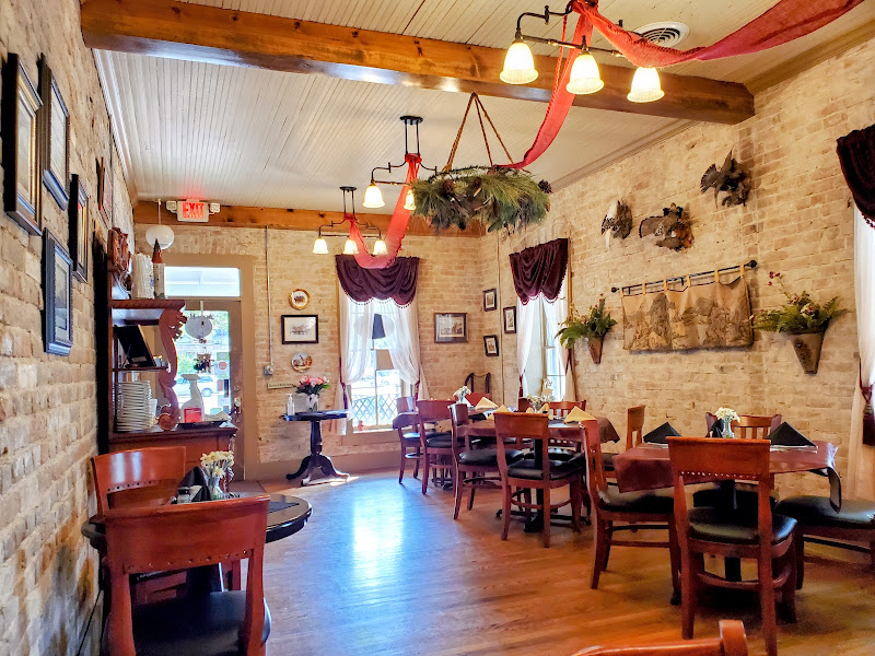Alpine Haus Restaurant - German restaurant in New Braunfels