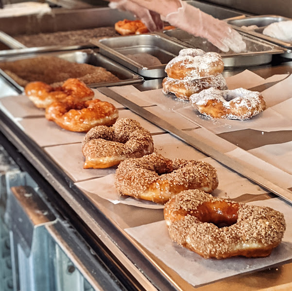 Hole Doughnuts - Donut shop in Asheville
