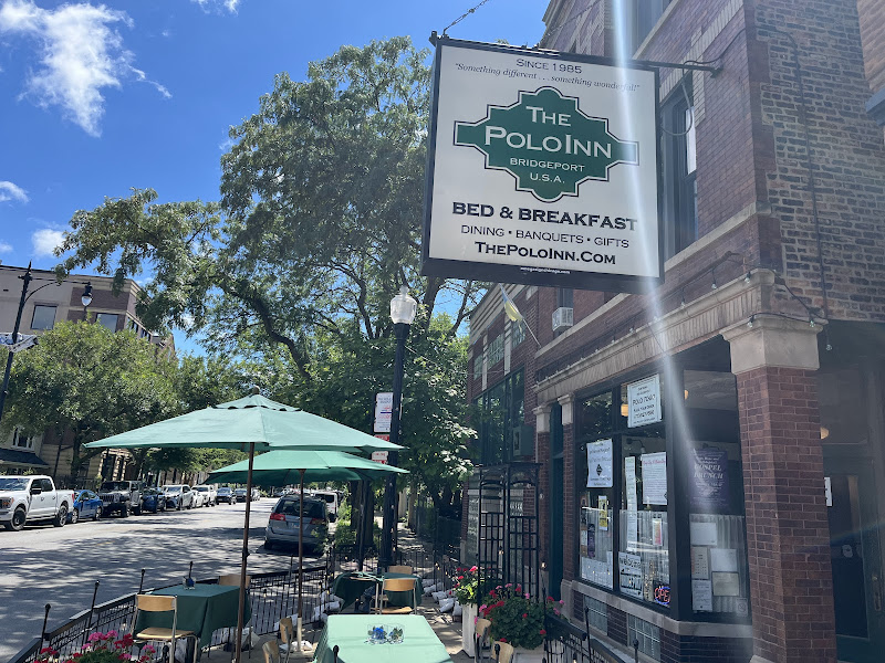 The Polo Inn Bed & Breakfast - Bed & breakfast in Chicago