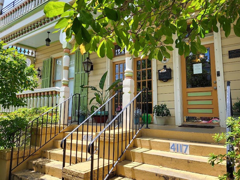 Maison Perrier Bed & Breakfast - Bed & breakfast in New Orleans