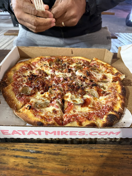 Thomas' Pizzas & Cream