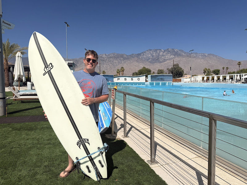 Palm Springs Surf Club - Sports complex in Palm Springs
