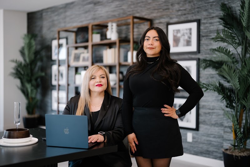 Lucy Guzman Nataly Acosta - Mother/Daughter Real Estate Team - Real estate agency in Phoenix