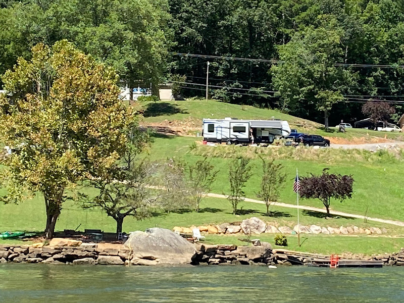 River Life RV Resort - RV park in Chattanooga