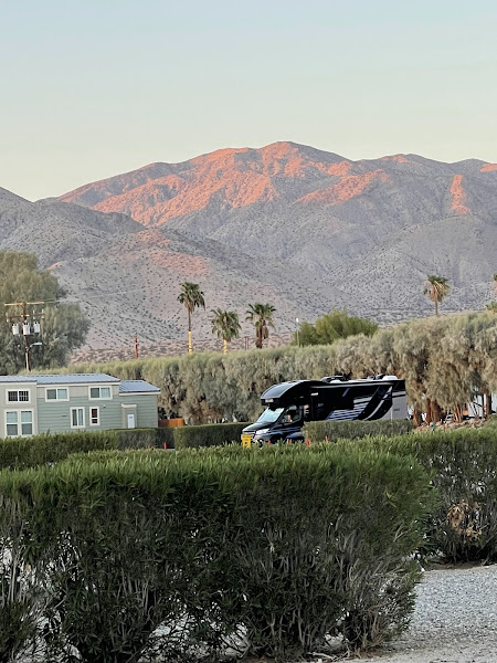Palm Springs / Joshua Tree KOA Holiday - Campground in Desert Hot Springs