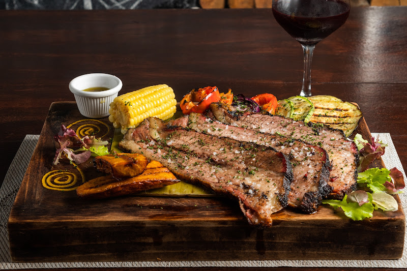 MARY’S BBQ • La Fortuna Lounge & Grill - Restaurant in La Fortuna