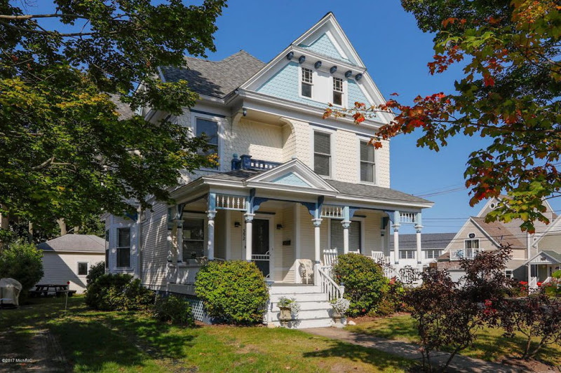Blue View Victorian Vacation Rental Home - Vacation home rental agency in South Haven