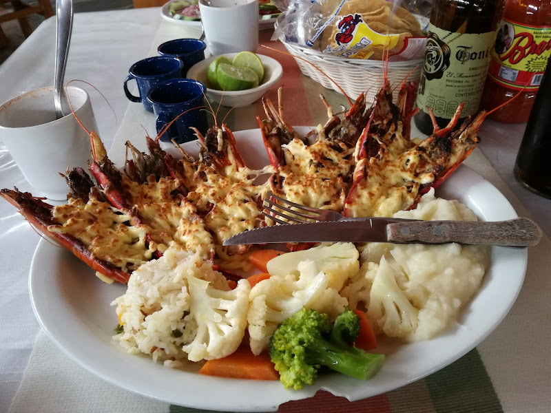 Mariscos El Torito - Seafood restaurant in Downtown