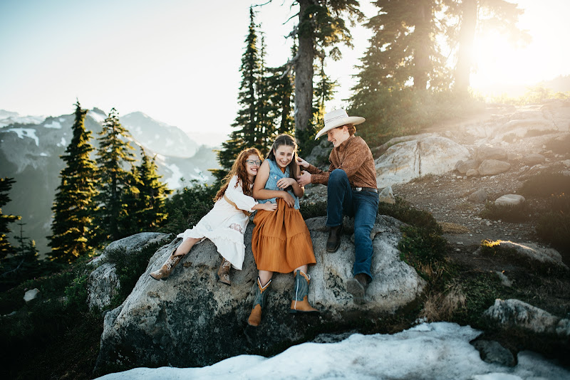 Portraits by Dawndra