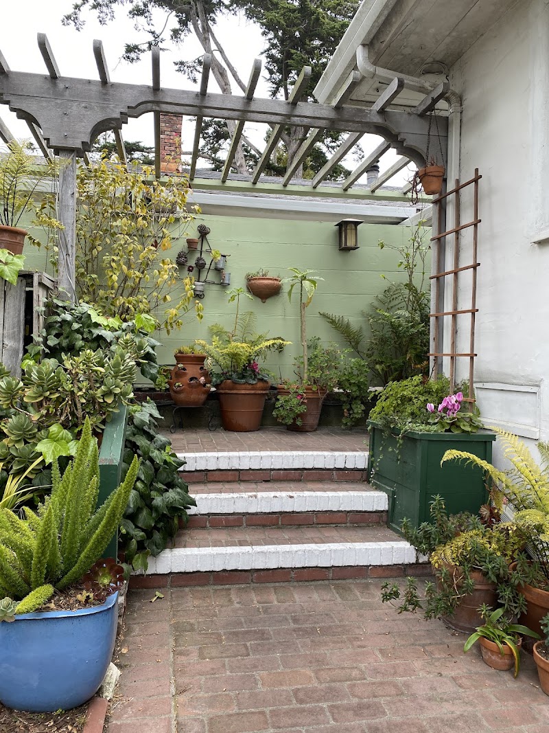 Carmel Garden Inn - Bed & breakfast in Torres St