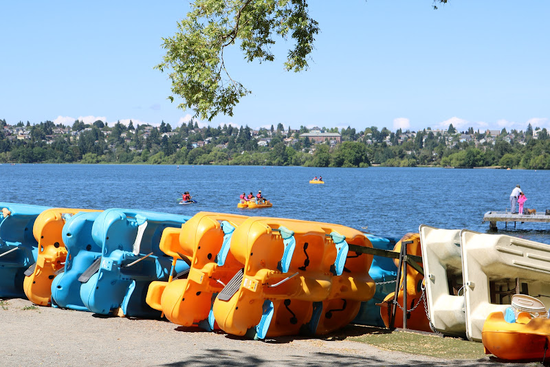 Green Lake Boathouse and Coffee Shop