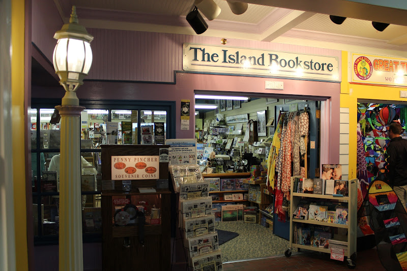 Island Bookstore - Book store in Mackinac Island
