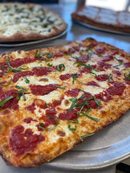 Ray's Pizza - Pizza restaurant in Charleston