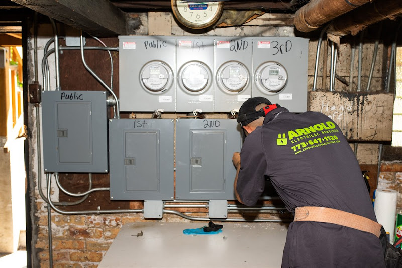 Arnold Electrical Services - Electrician in Chicago