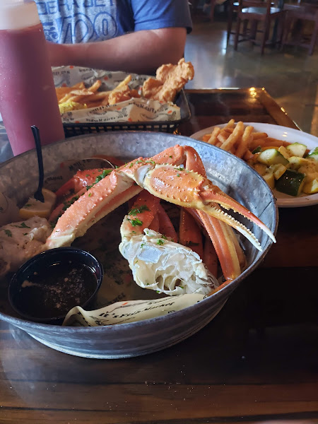 Walt's Fish Market Restaurant