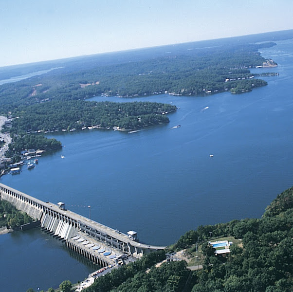 Lake of the Ozarks Convention and Visitor Bureau - Visitor center in Osage Beach