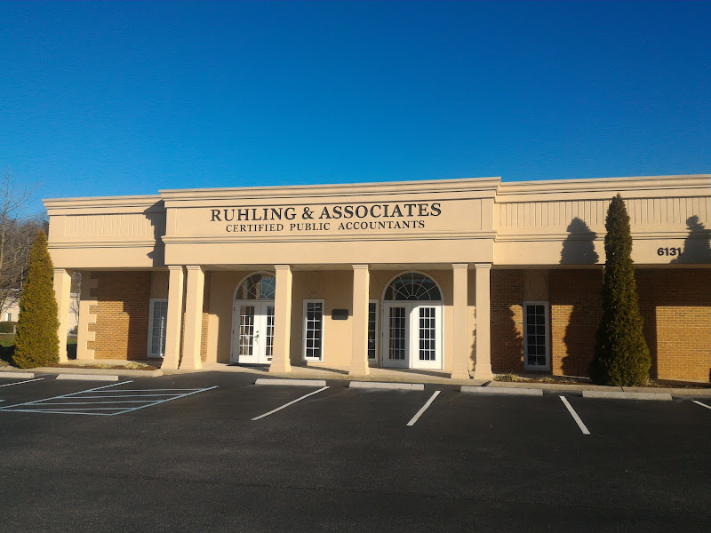 Ruhling & Associates - Accountant in Chattanooga