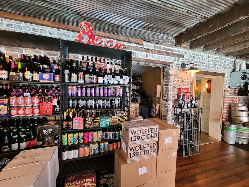 The Tavern at Rainbow Row - Liquor store in Charleston