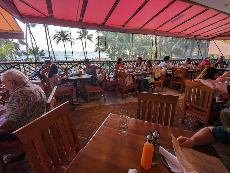 Hula Grill Waikiki - Hawaiian restaurant in Honolulu
