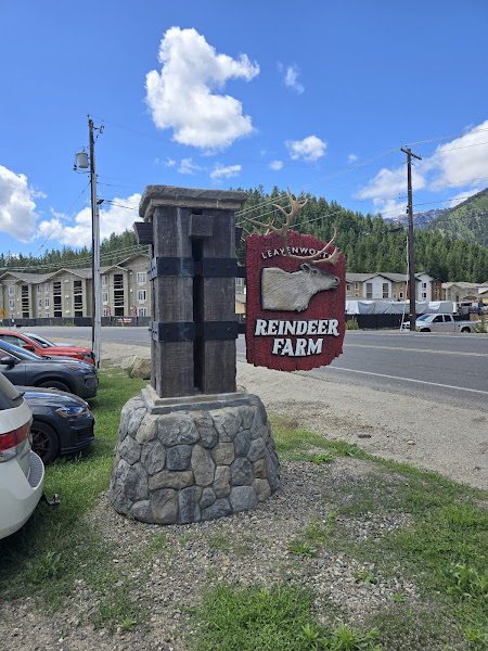 Leavenworth Reindeer Farm