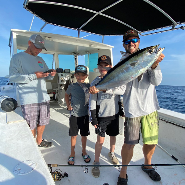 Fish AMI Fishing Charters - Fishing charter in Holmes Beach