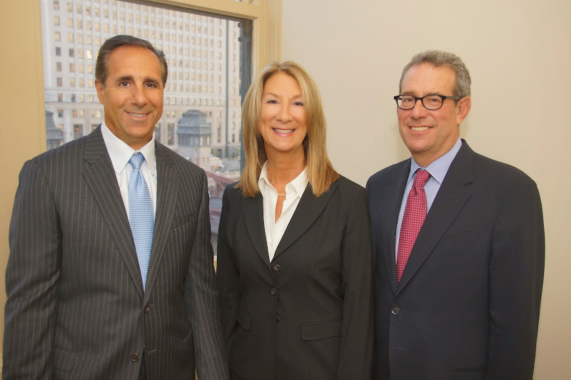 Levin & Perconti - Personal injury attorney in Chicago