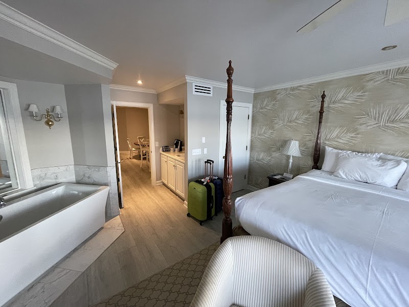 The Geneva Inn photo