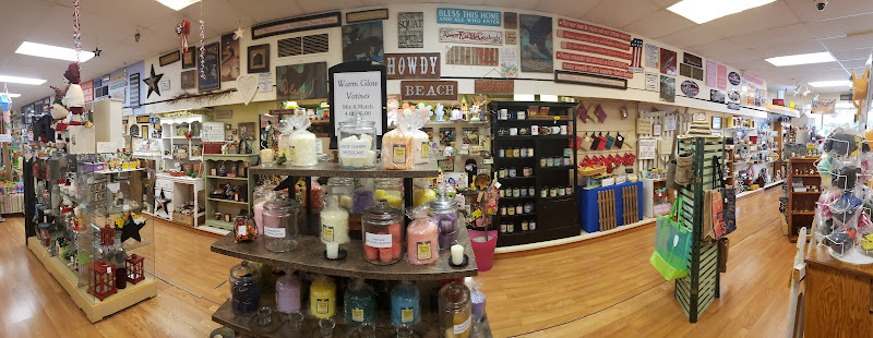 Seasons On The Lake - Gift shop in Lake Geneva
