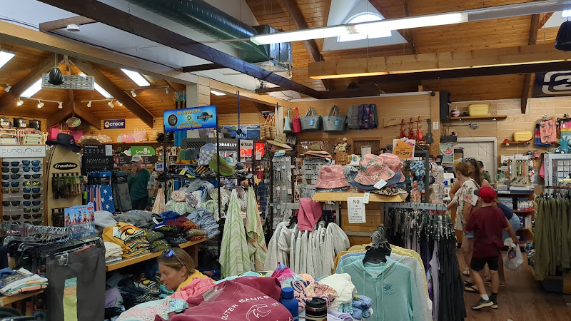 Timbuck II Shopping Village - Shopping mall in Corolla