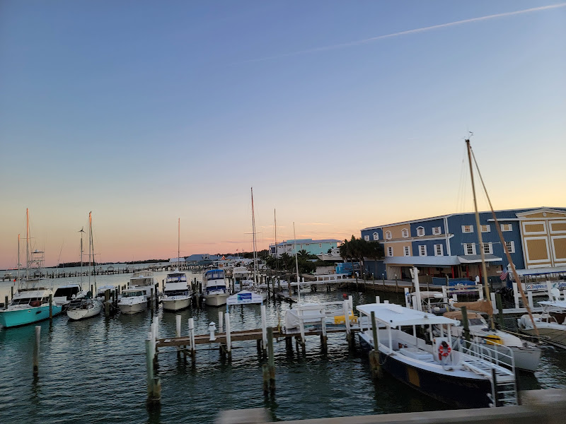 Bradenton Beach Marina - Boat rental service in Bradenton Beach