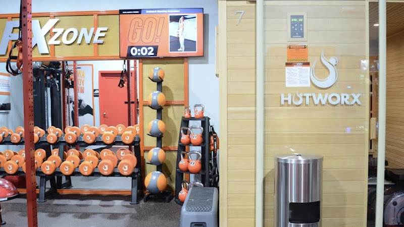 HOTWORX - Pensacola, FL - Northwest