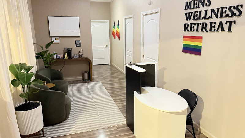 Palm Springs Men's Wellness Retreat - Massage therapist in Palm Springs