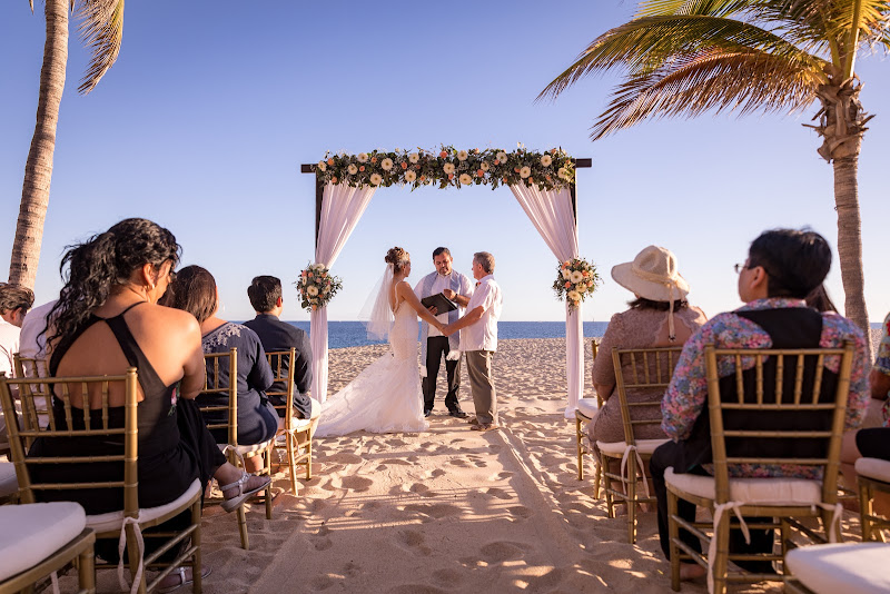 Cabo Beach Weddings - Wedding planner in 23455 Cabo San Lucas