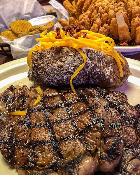Texas Roadhouse - Steak house in Branson