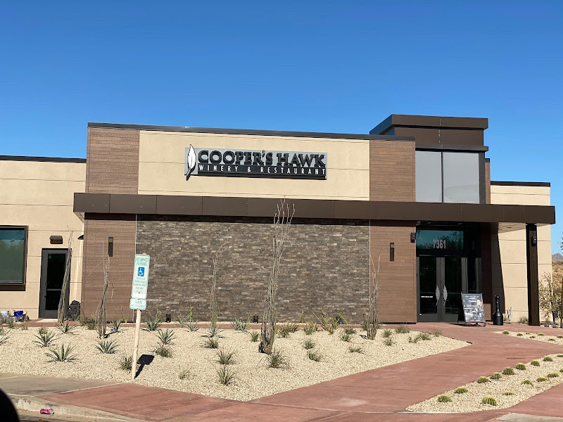 Cooper’s Hawk Winery & Restaurant