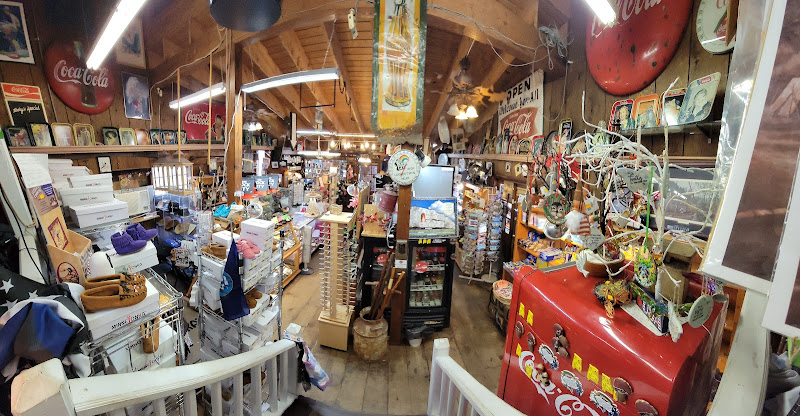 Mountain Memories - Souvenir store in Chattanooga
