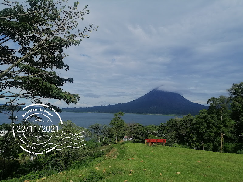 Mirador Sunset Inn Arenal B&B Camping - Campground in Provincia de Alajuela