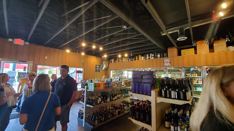 Newby's Brew & Booze House - Bar in Panama City Beach