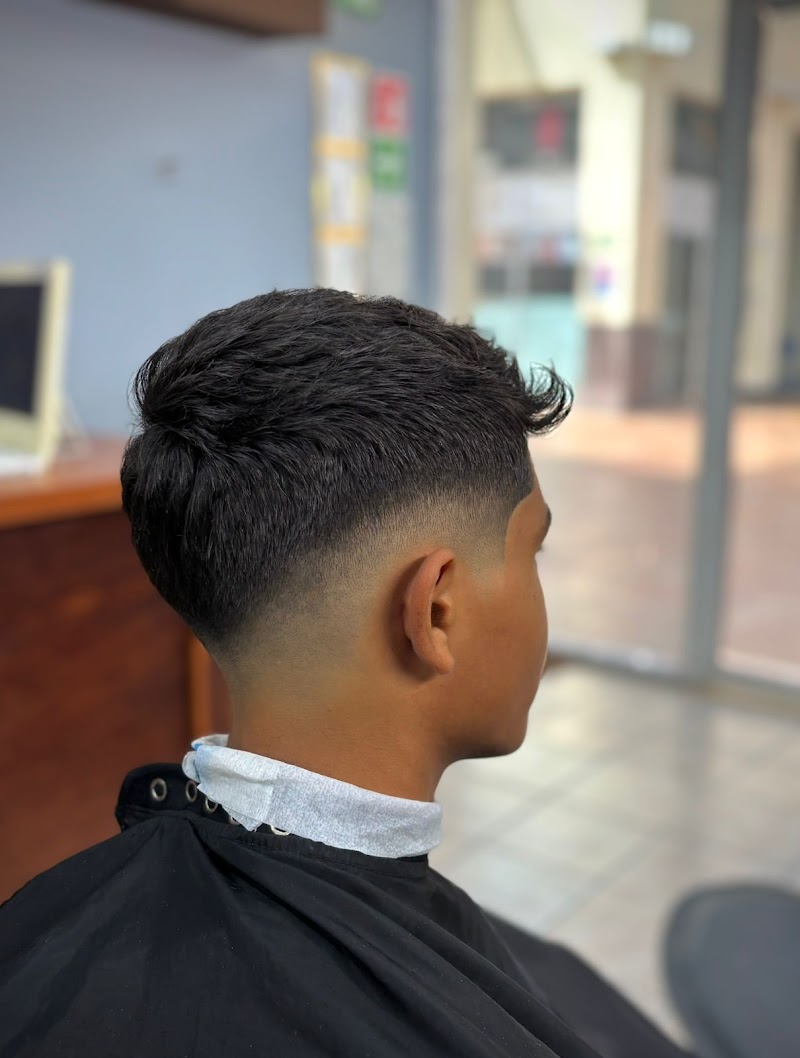 Classy Gentleman's Barbershop - Barber shop in 23454 Cabo San Lucas