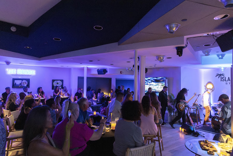 Kapono's at The Lounge / The Velvet Monkey Speakeasy