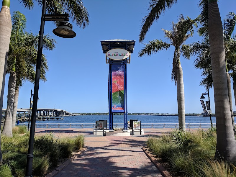Riverwalk - Tourist attraction in Bradenton