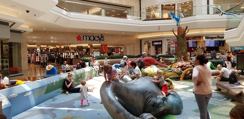 Cherry Creek Shopping Center