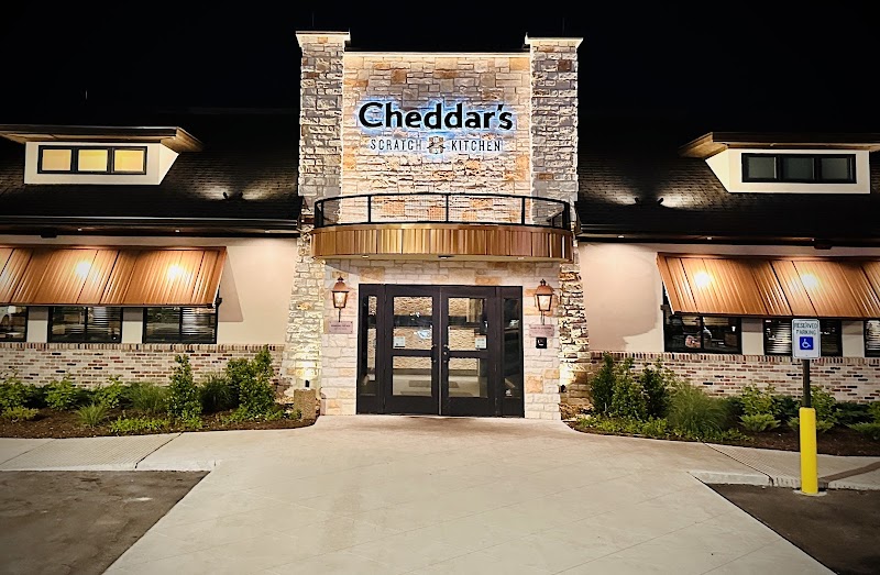 Cheddar's Scratch Kitchen - Traditional American restaurant in Branson