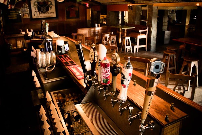 MacDinton's Irish Pub - Irish pub in Tampa